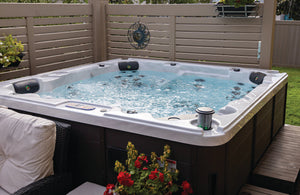 Hurricane: Premium Spas (240V)